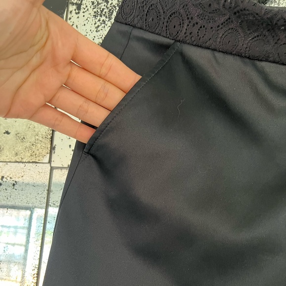 Tory Burch Black Pants with Lace Waistband Size 8 - Picture 4 of 6